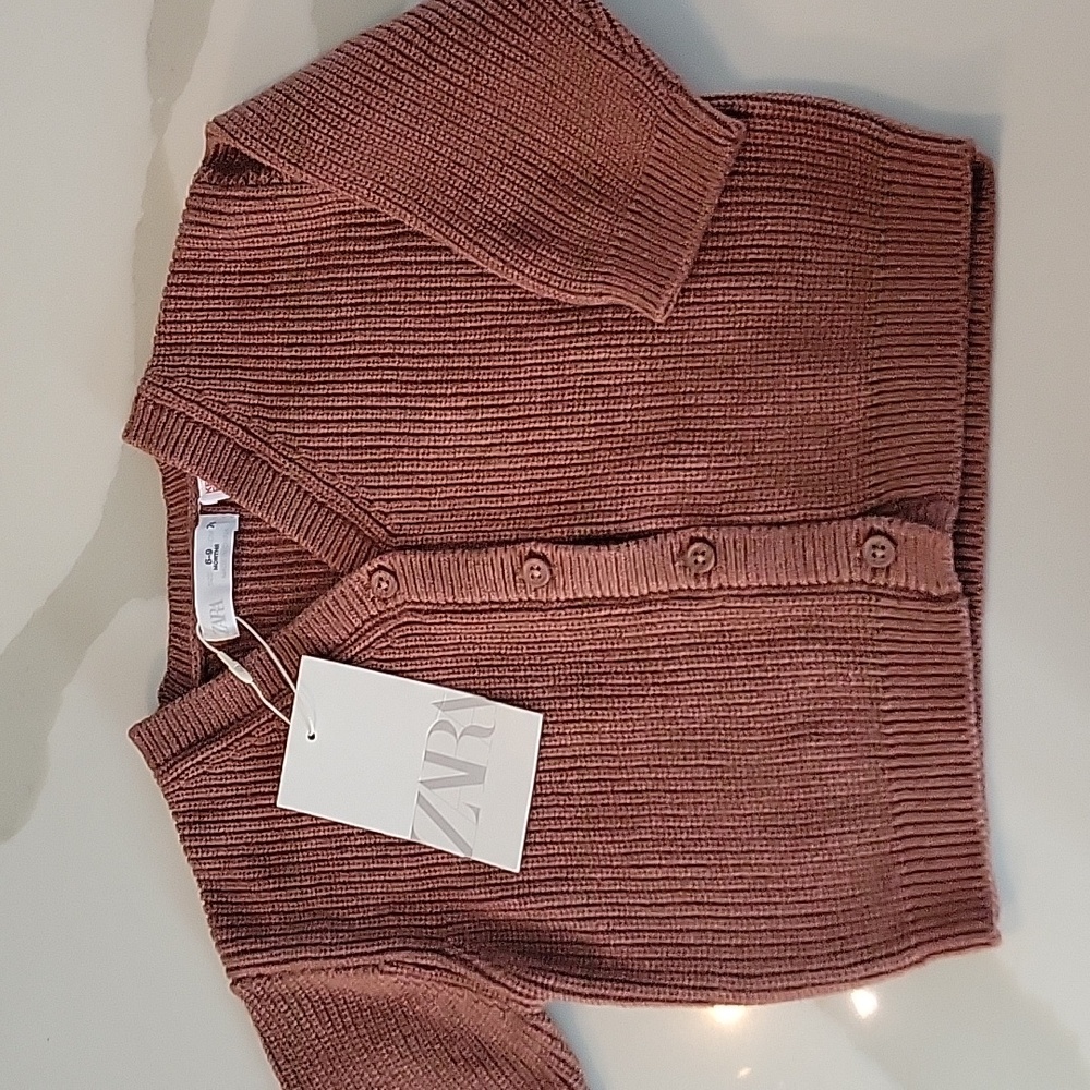 NWT Brick V-Neck Cardigan 6-9m